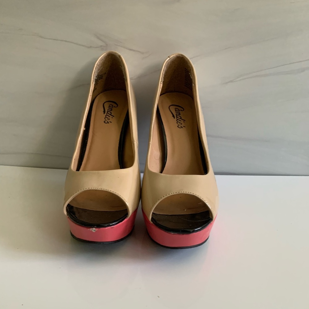 Four Inch Heels - Picture 2 of 3